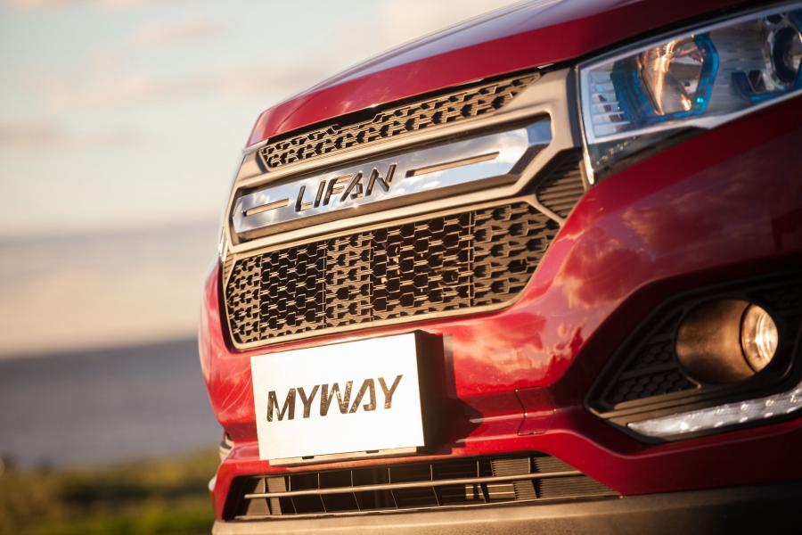 Детали экстерьера Lifan Myway 2016 года  (фото 23 из 26)